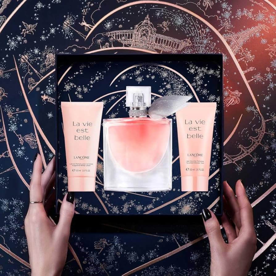 Lancome La vie est Belle Gift Set (50 ml Eau de Parfum + 50 ml Shower Gel + 50 ml Body Lotion)